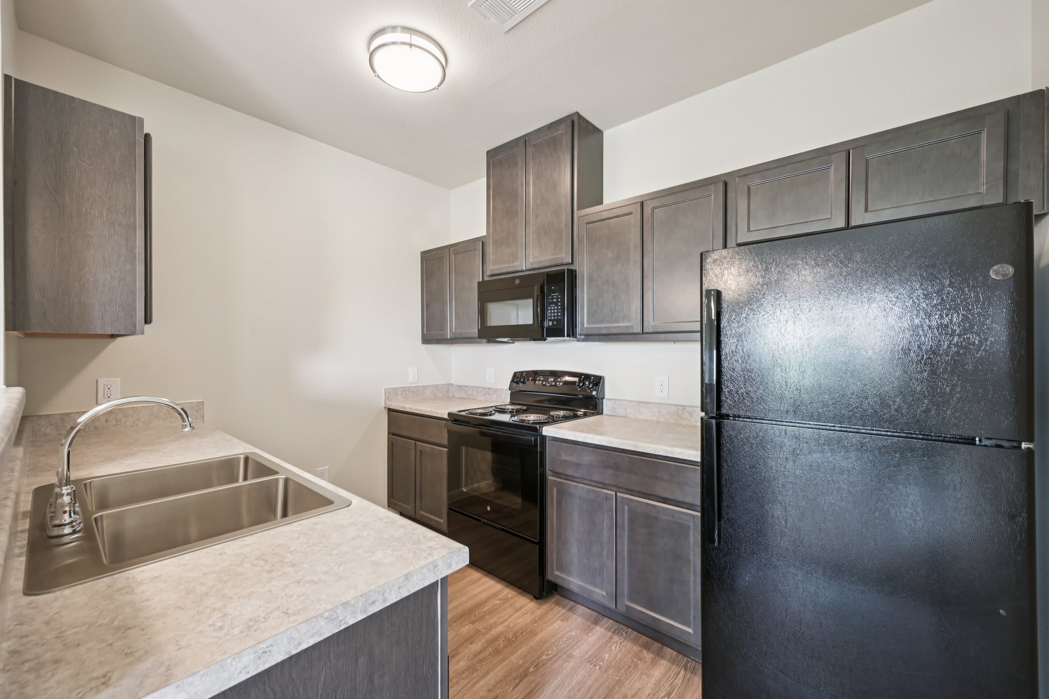 Mill Stream Apartments – photo 4