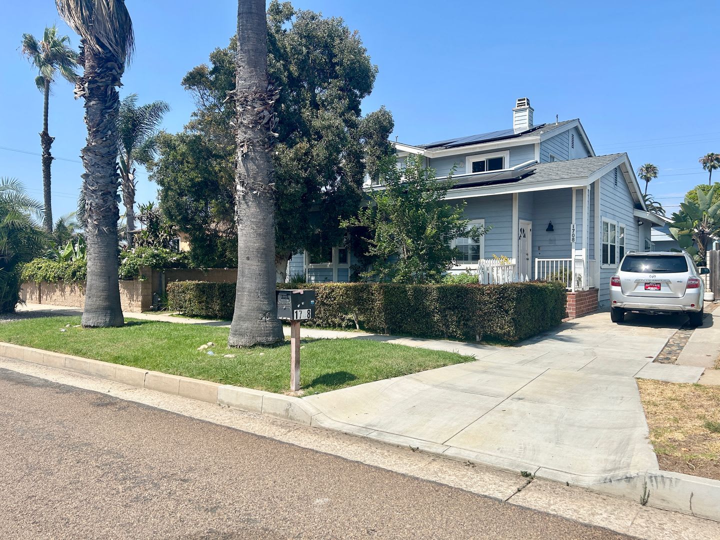 Spacious Beach House in South Oceanside – photo 3