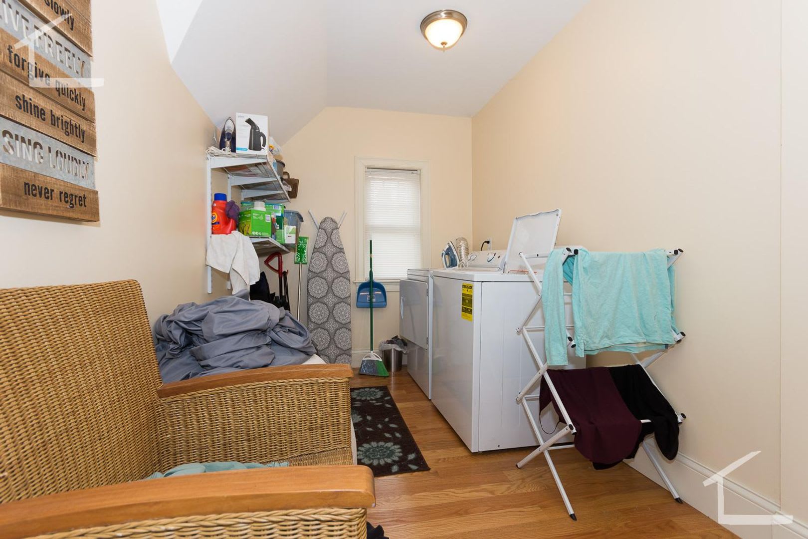 5bed room unit rent $4000 in Brighton – photo 3
