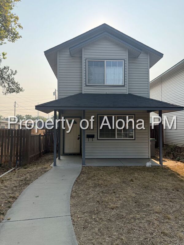 1802 S. Broxon St. – photo 2