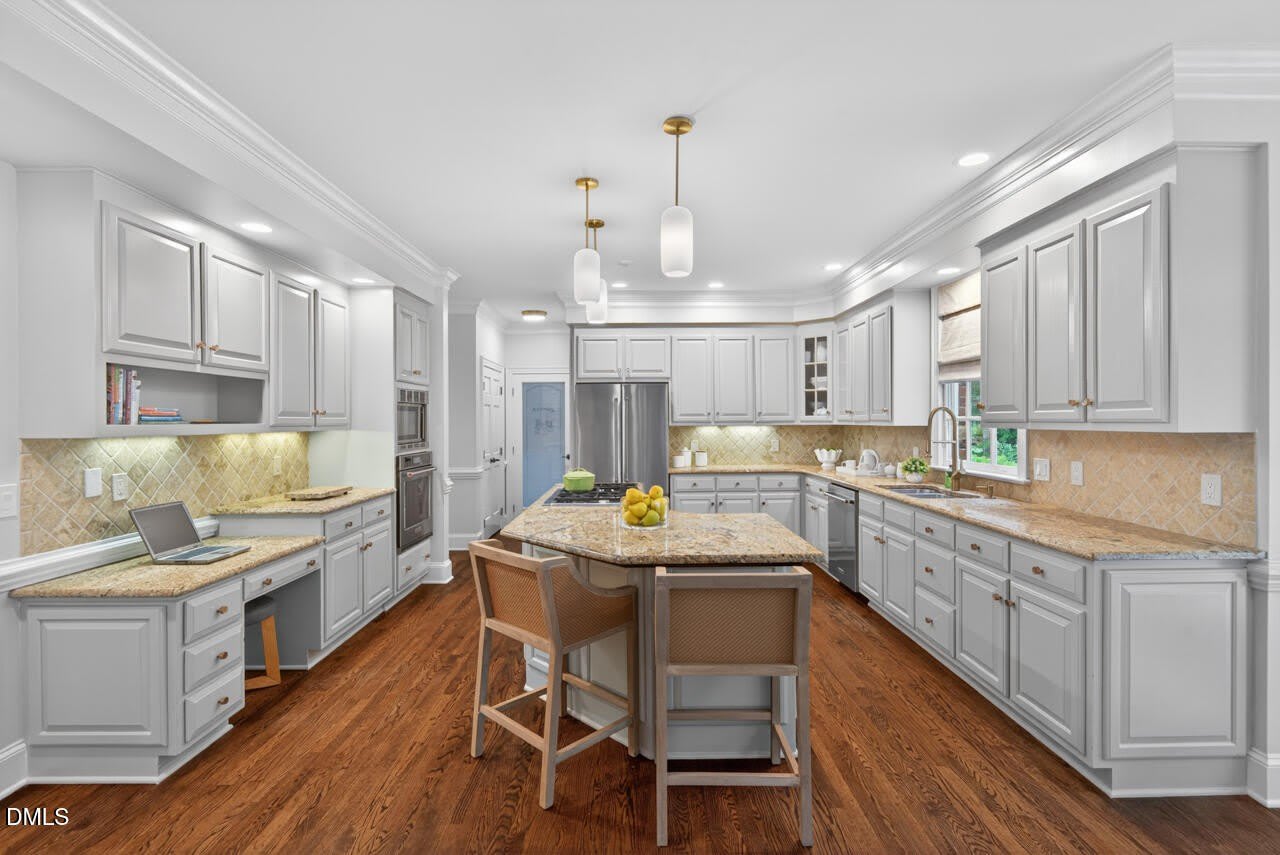 1202 Summerville Lane – photo 4