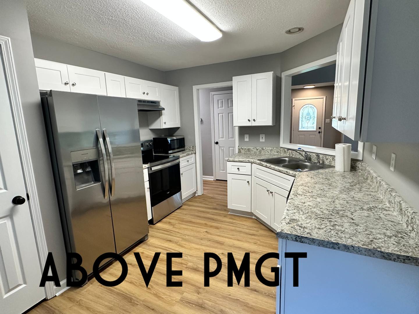 Beautifully Renovated 3 Bedroom Home – photo 5