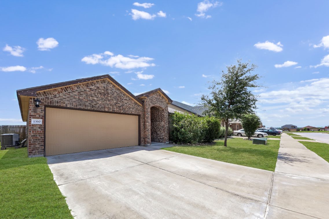 1310 Gigante Dr – photo 2
