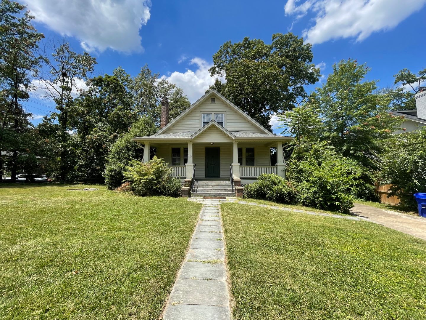 Spacious 4BR, 3BA Colonial Home for Rent – 3017 N 3rd St – photo 2