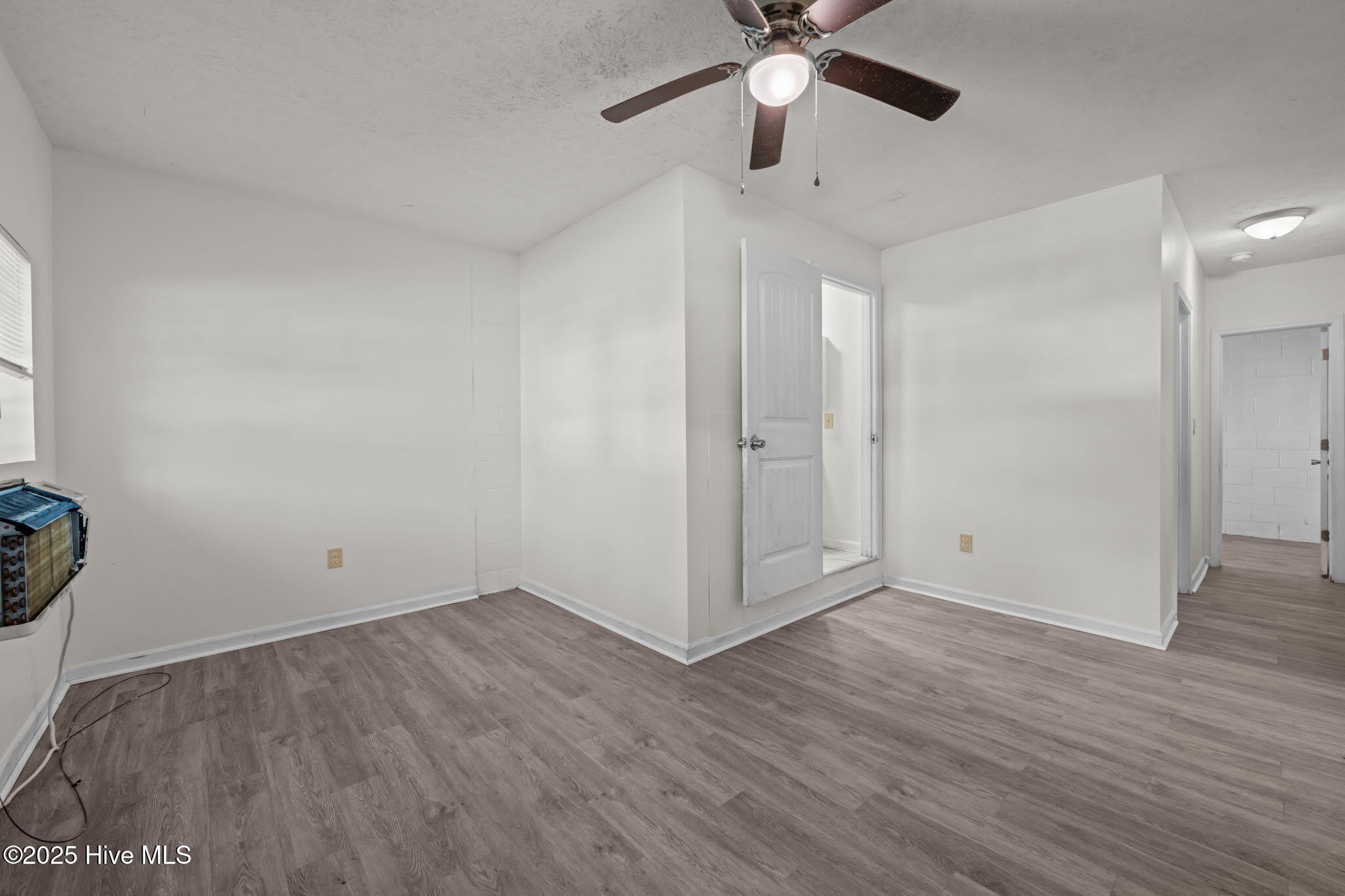 700 2nd Avenue – photo 3