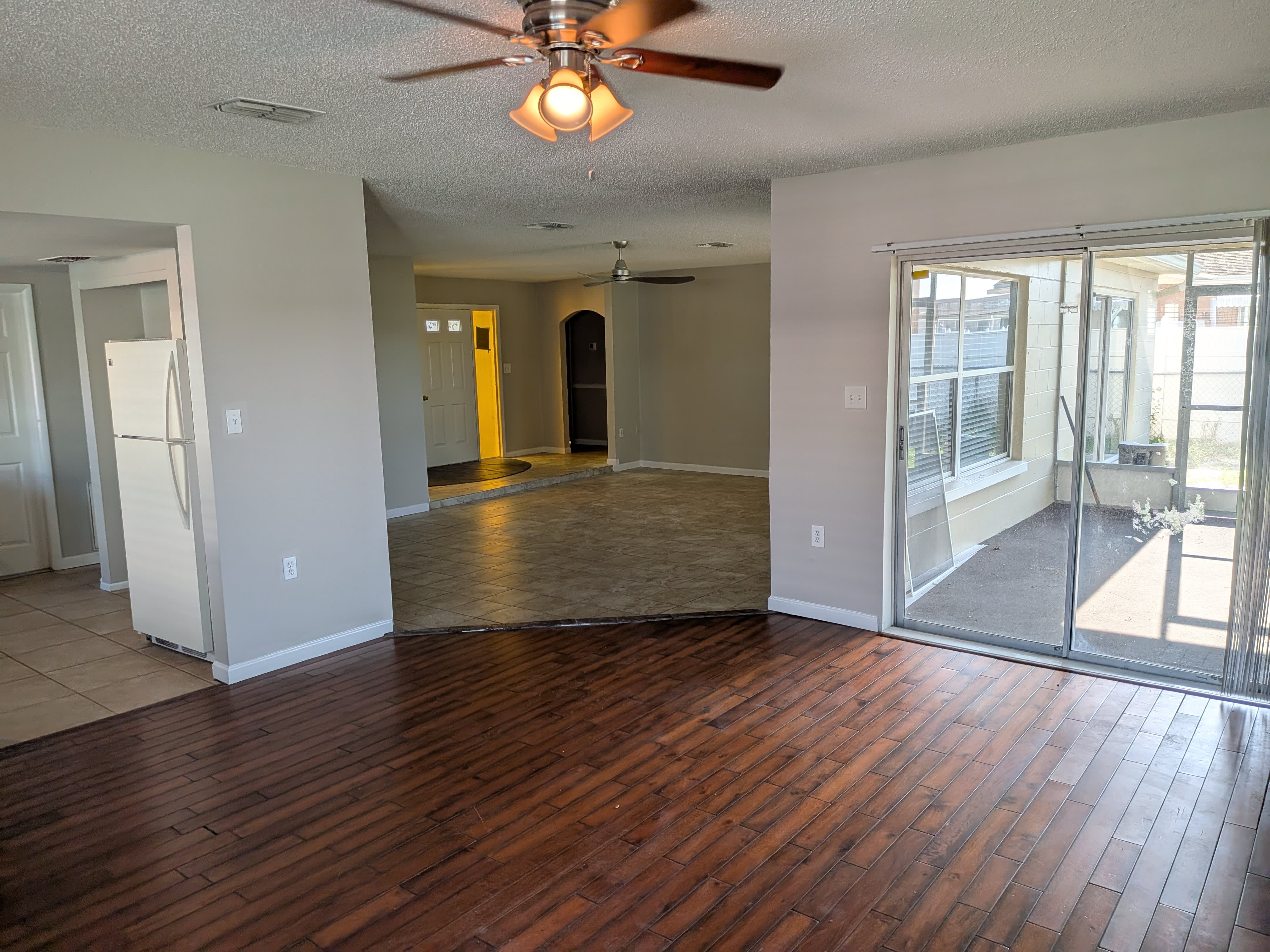 8206 Dedham Dr – photo 4
