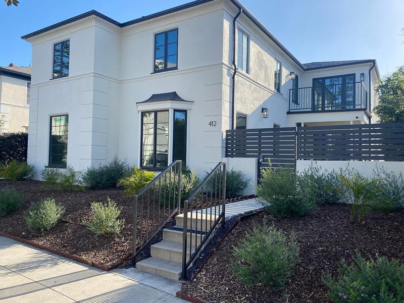 412 S Doheny Dr – photo 3