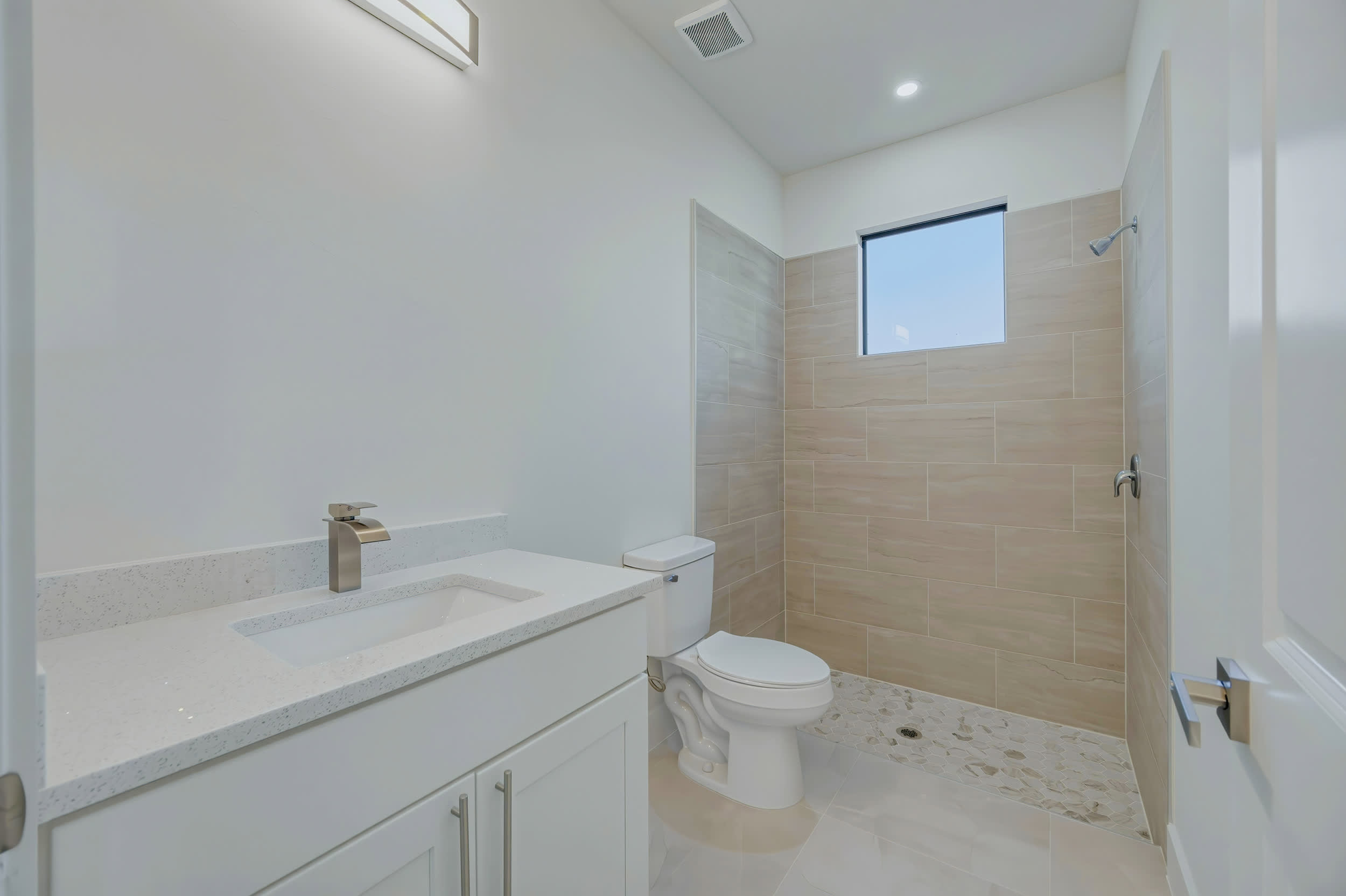 128 Jenna Ave S – photo 3