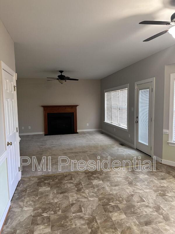 1213 Hawkins Wood Circle – photo 4