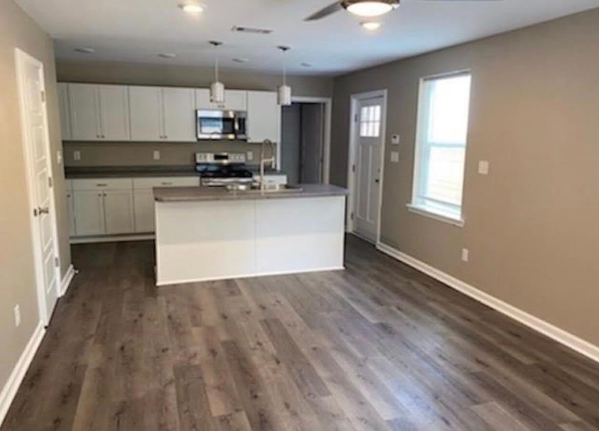 2395 AVERY Ave – photo 4