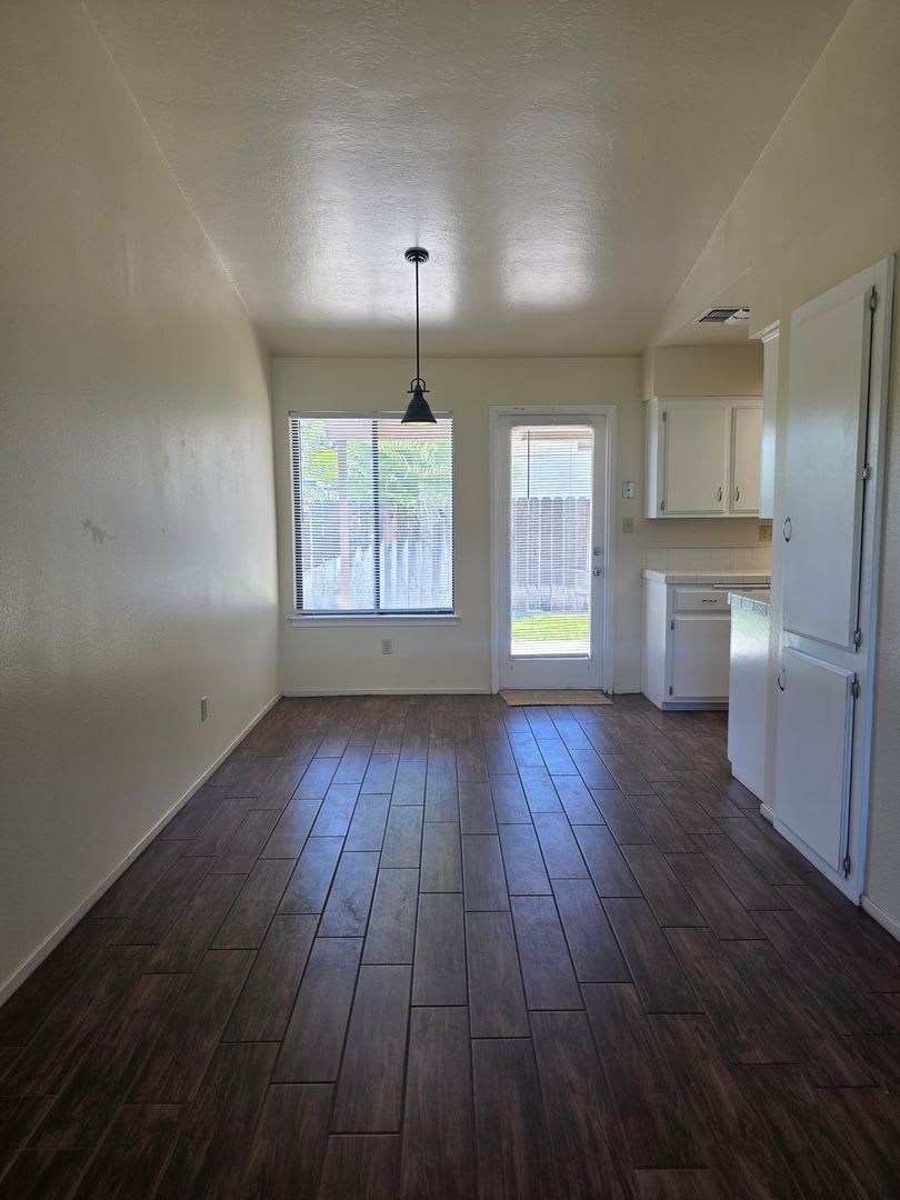 1012 Orangewood St House – photo 3