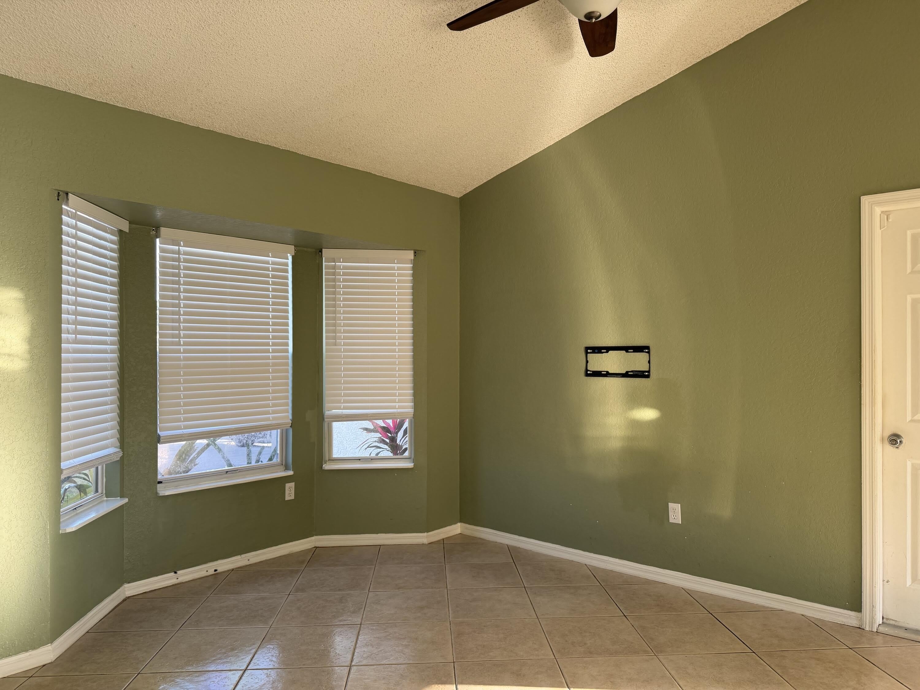 3802 Sw Kocerik Street – photo 2