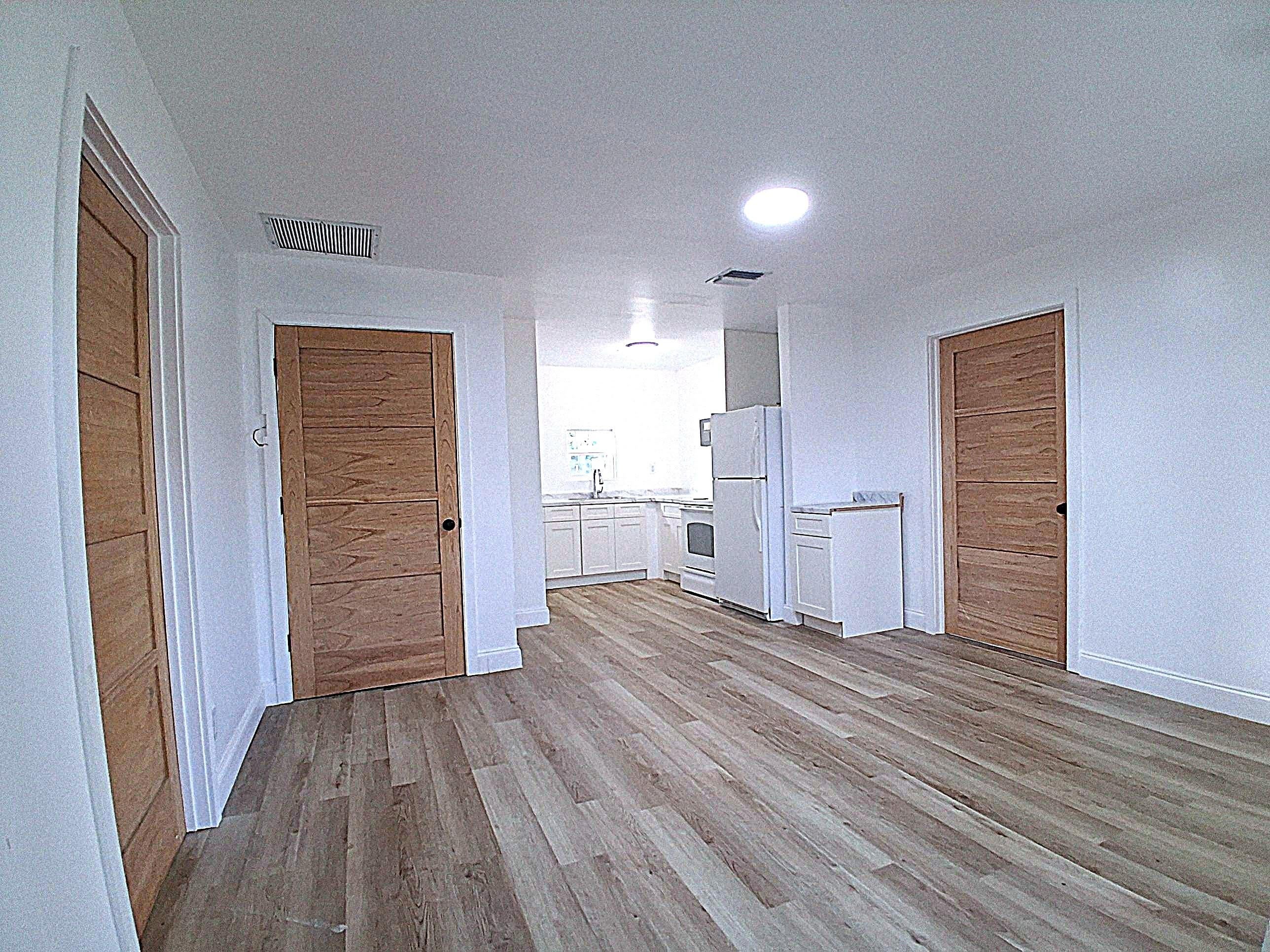 623 45th Street – photo 1