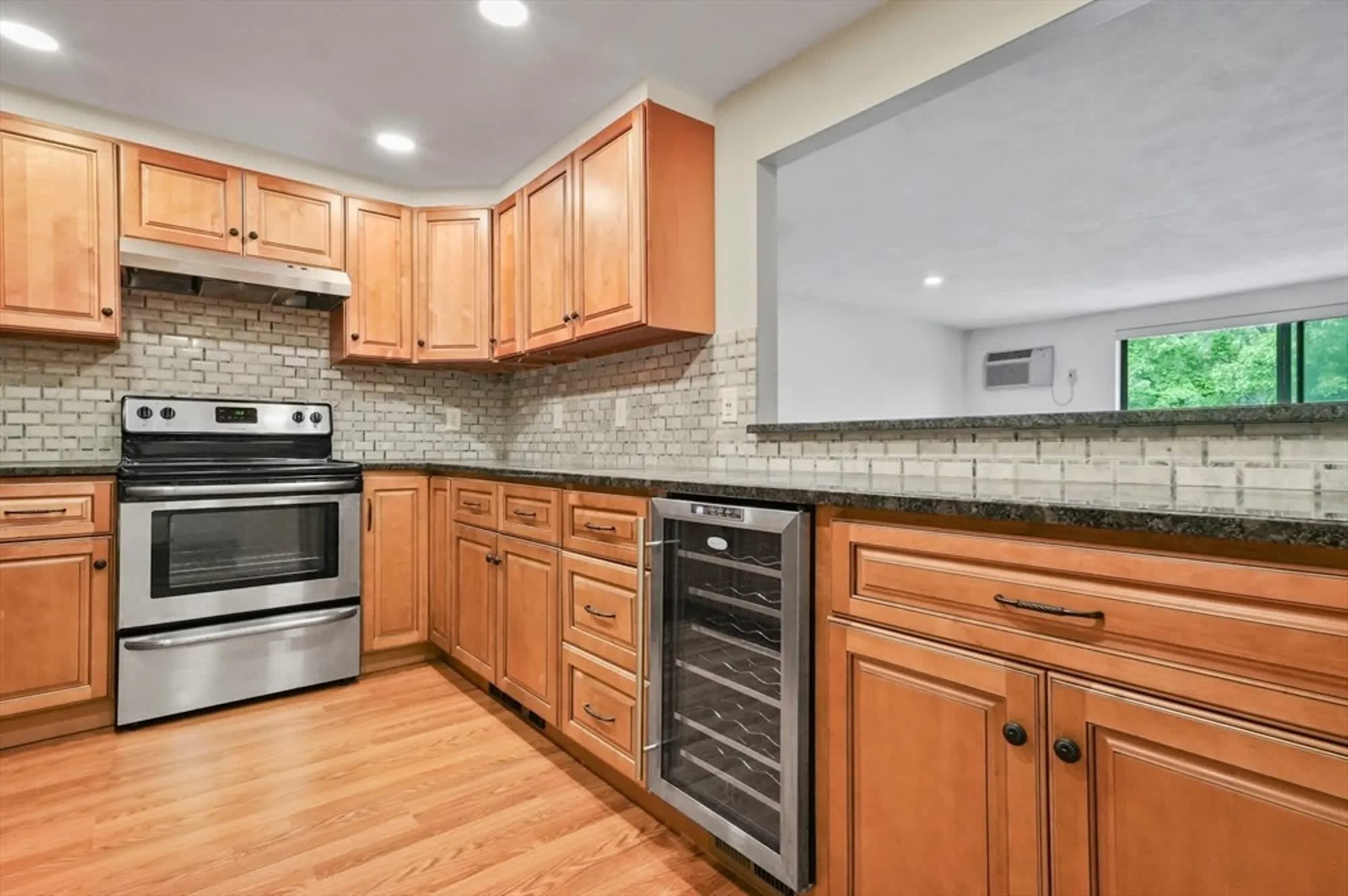 846 Broadway Apt WE45T4 – photo 2