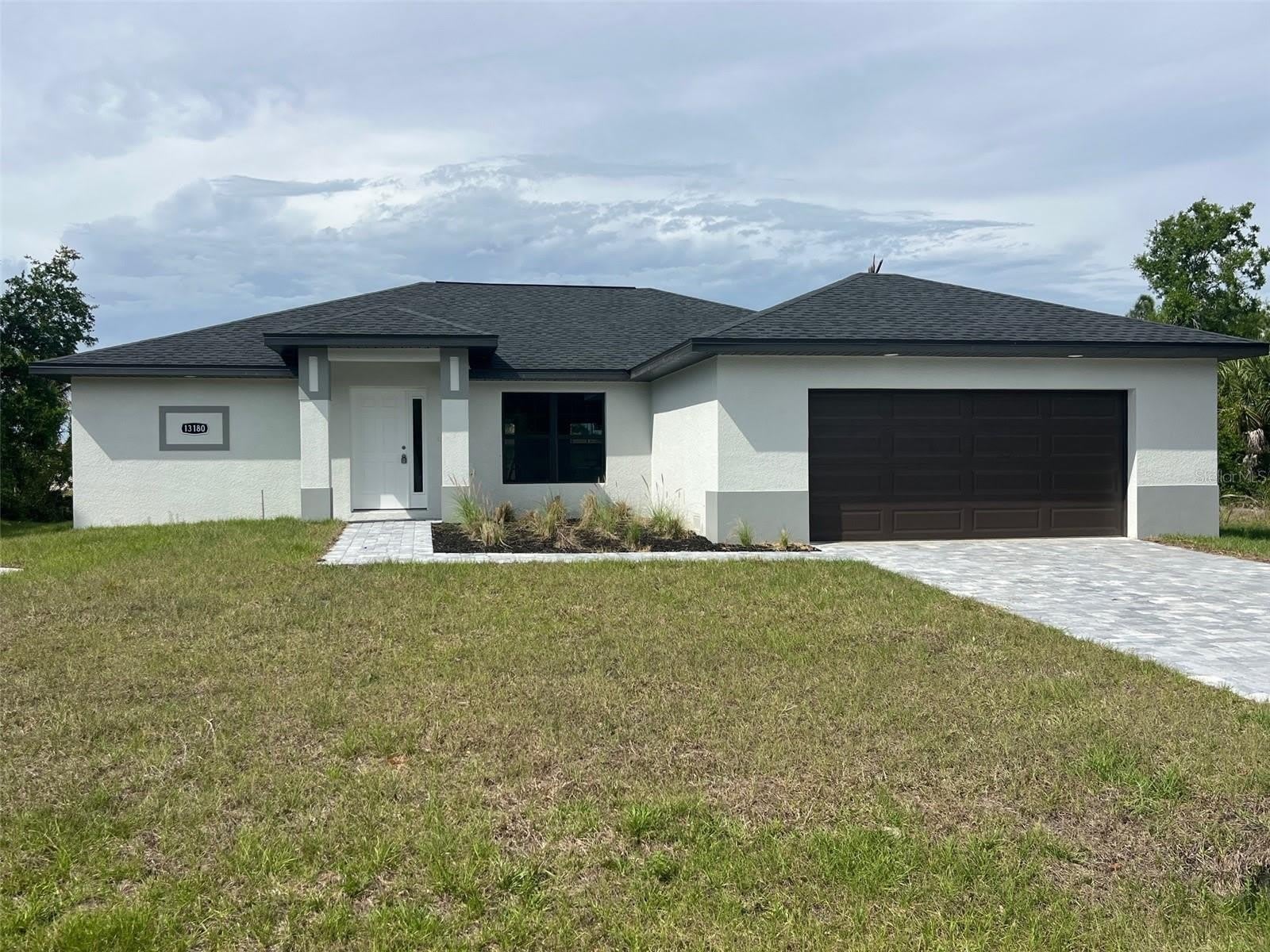 13180 AMARYLLIS Circle – photo 1