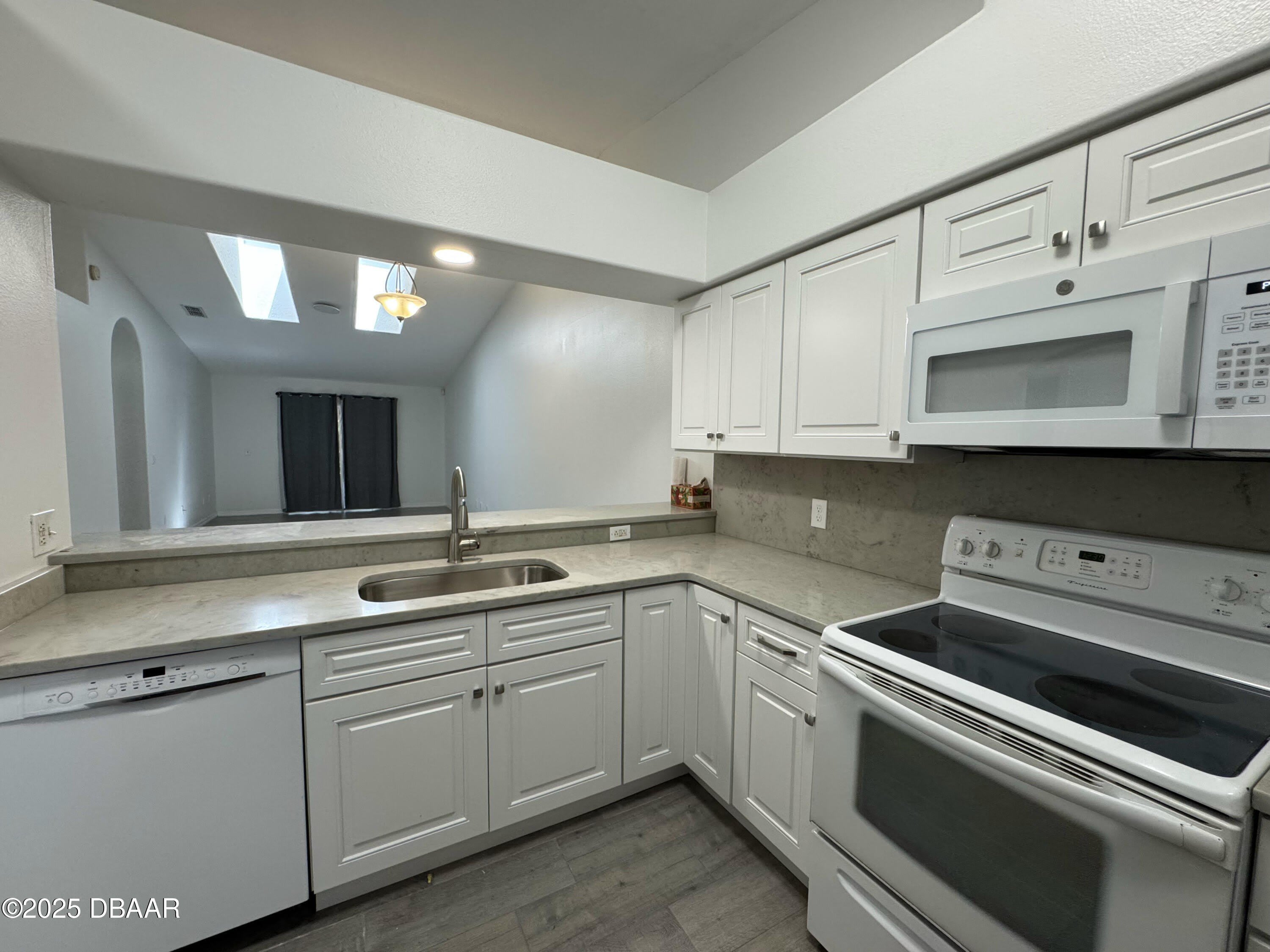 3533 Forest Branch Drive – photo 4