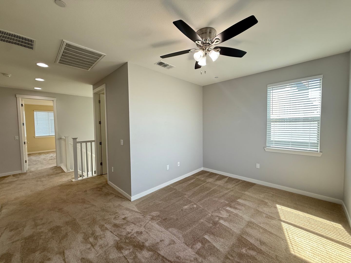 Beautiful Newer 4-Bedroom Home – photo 5