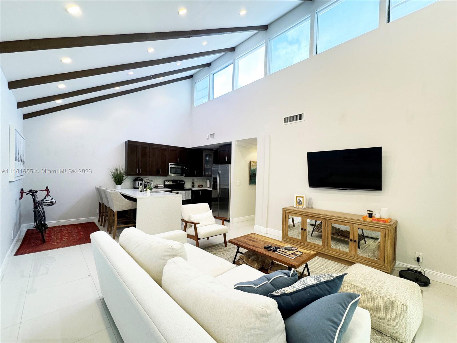 7788 Southwest 99th Street – photo 1