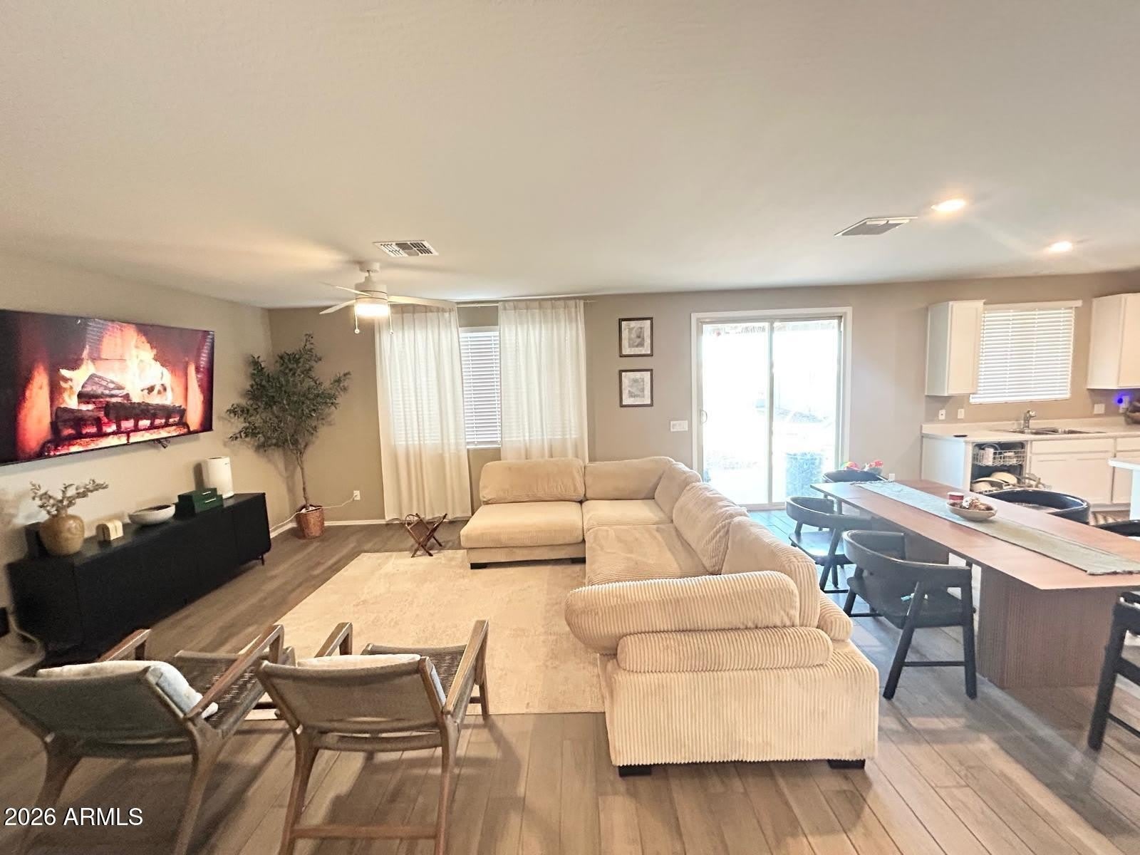 2710 N MULBERRY Place – photo 4
