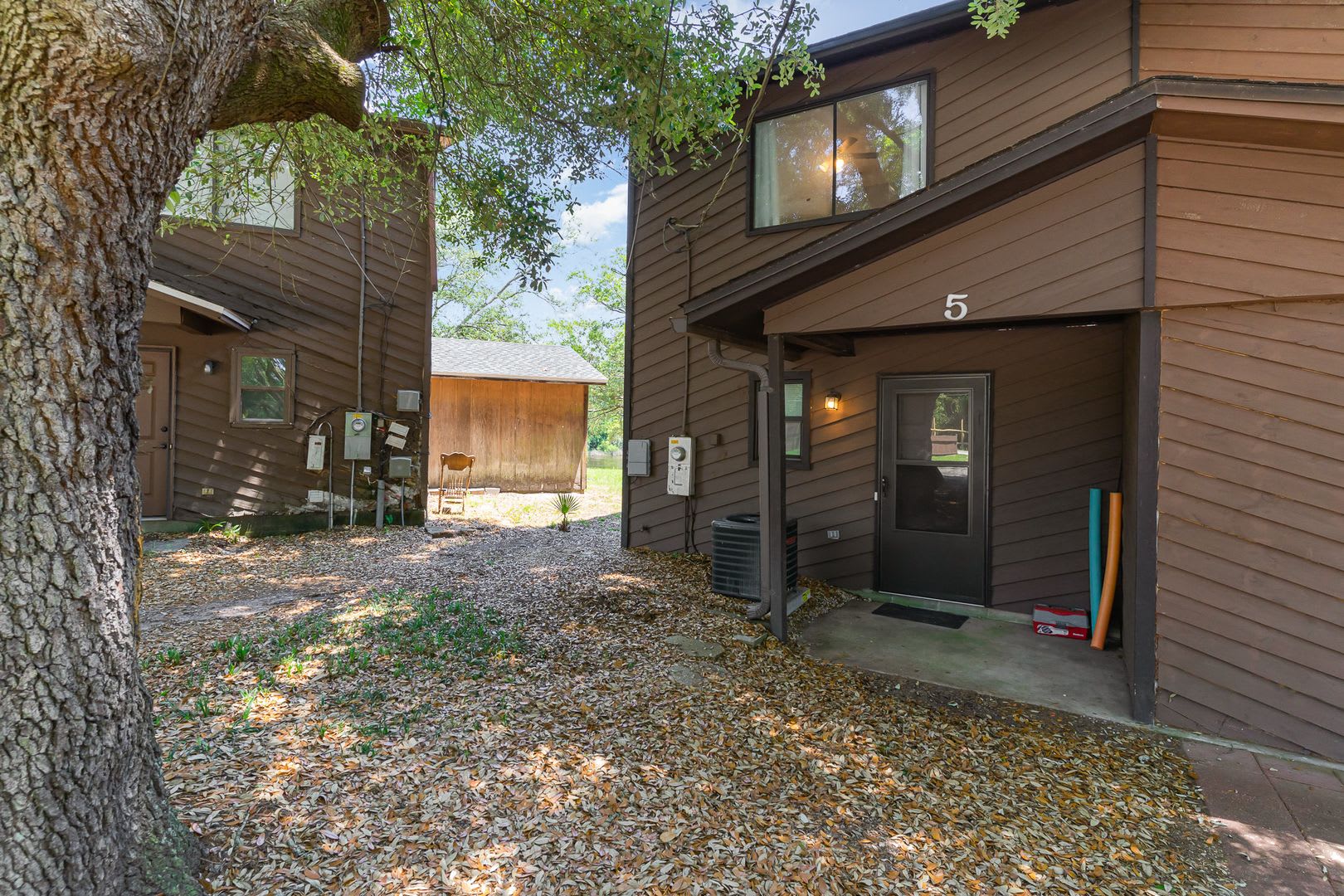 Waterfront Boatdock Fully Furnished Utilities Included Minutes From Nas Pensacola – photo 3
