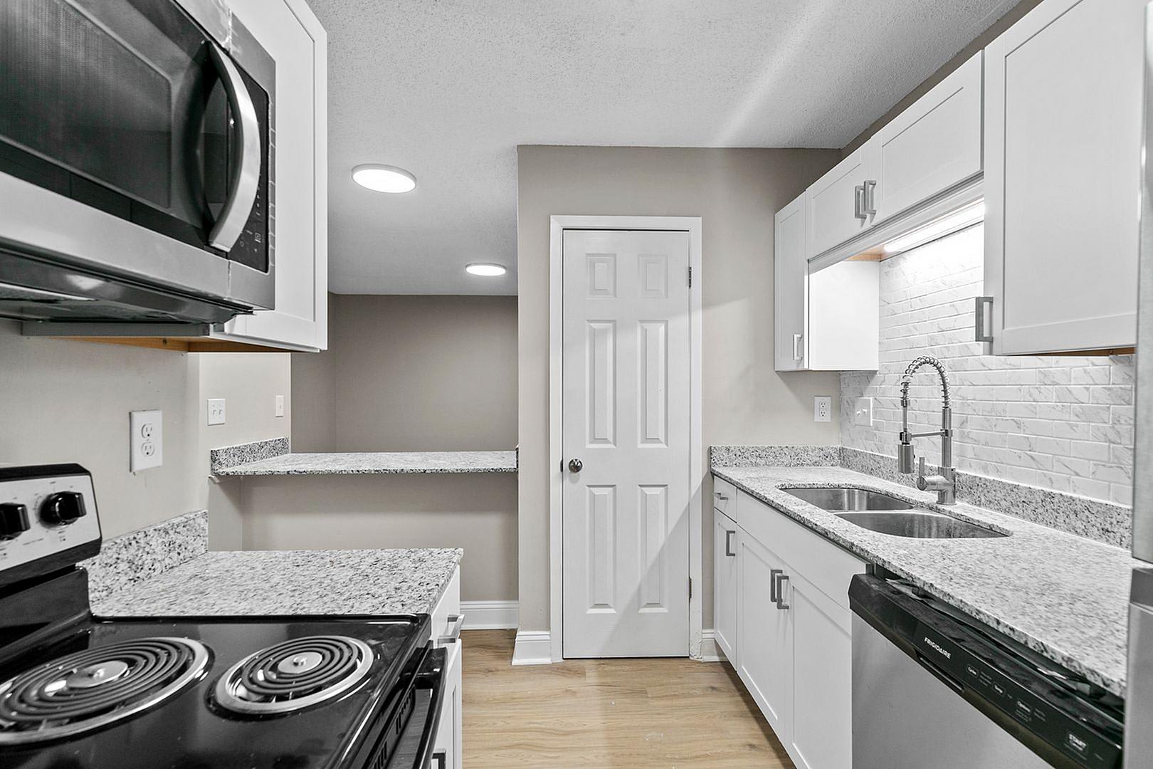 Skyland Pointe – photo 3