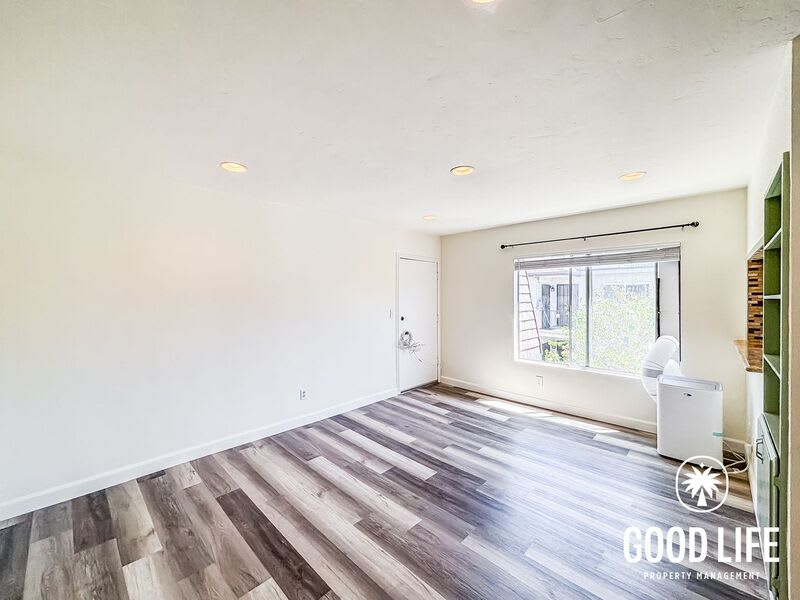 4262 Wilson Ave – photo 4