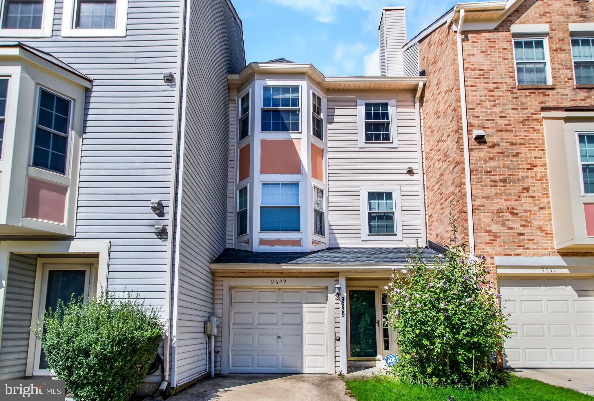 9629 HADLEIGH Court – photo 2