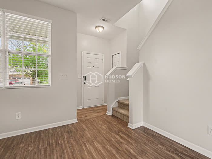 1014 Yellow Bee Road – photo 4