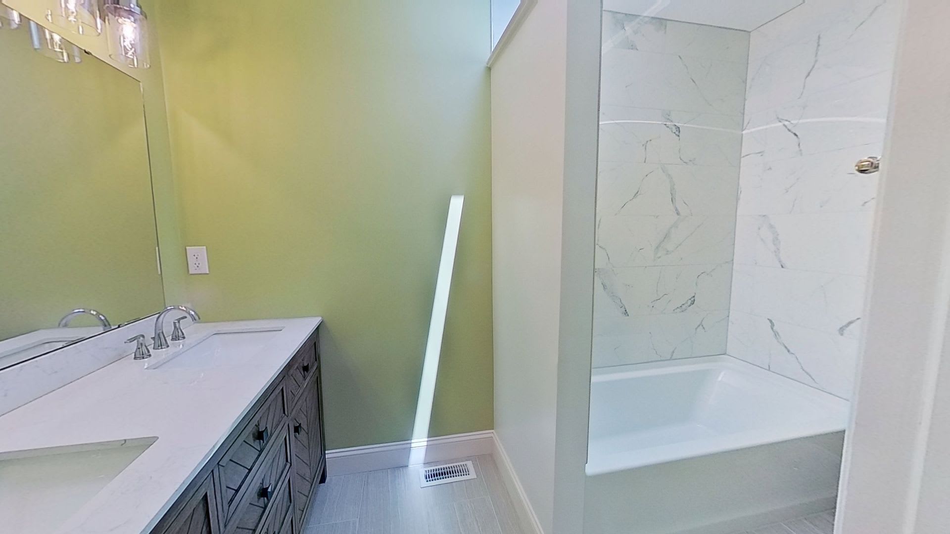Newly Renovated 3 Bedroom Home – photo 5