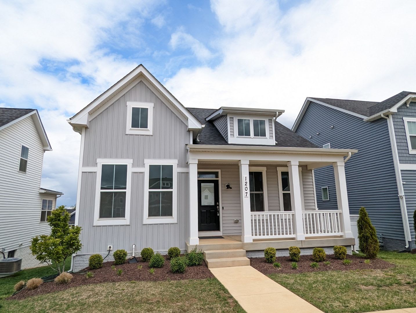 Gorgeous New Construction Home in Gambrill View Community available now! – photo 2