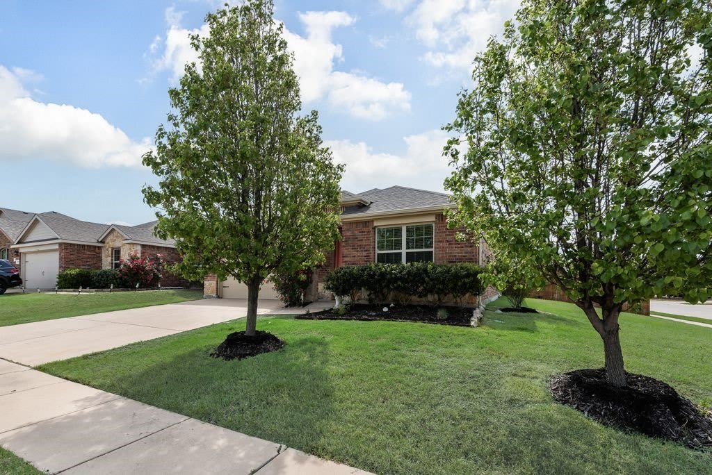 1123 Garnet Street – photo 4