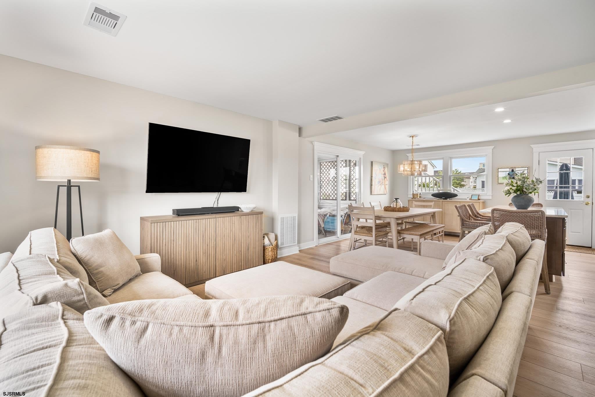 5217 Sea Spray Rd – photo 2