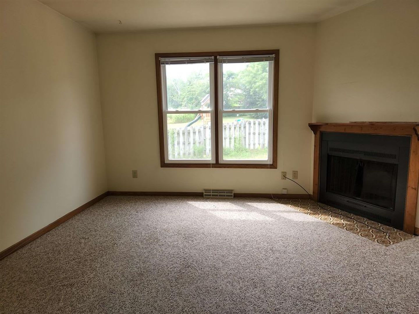4 La Crescenta Circle – photo 4