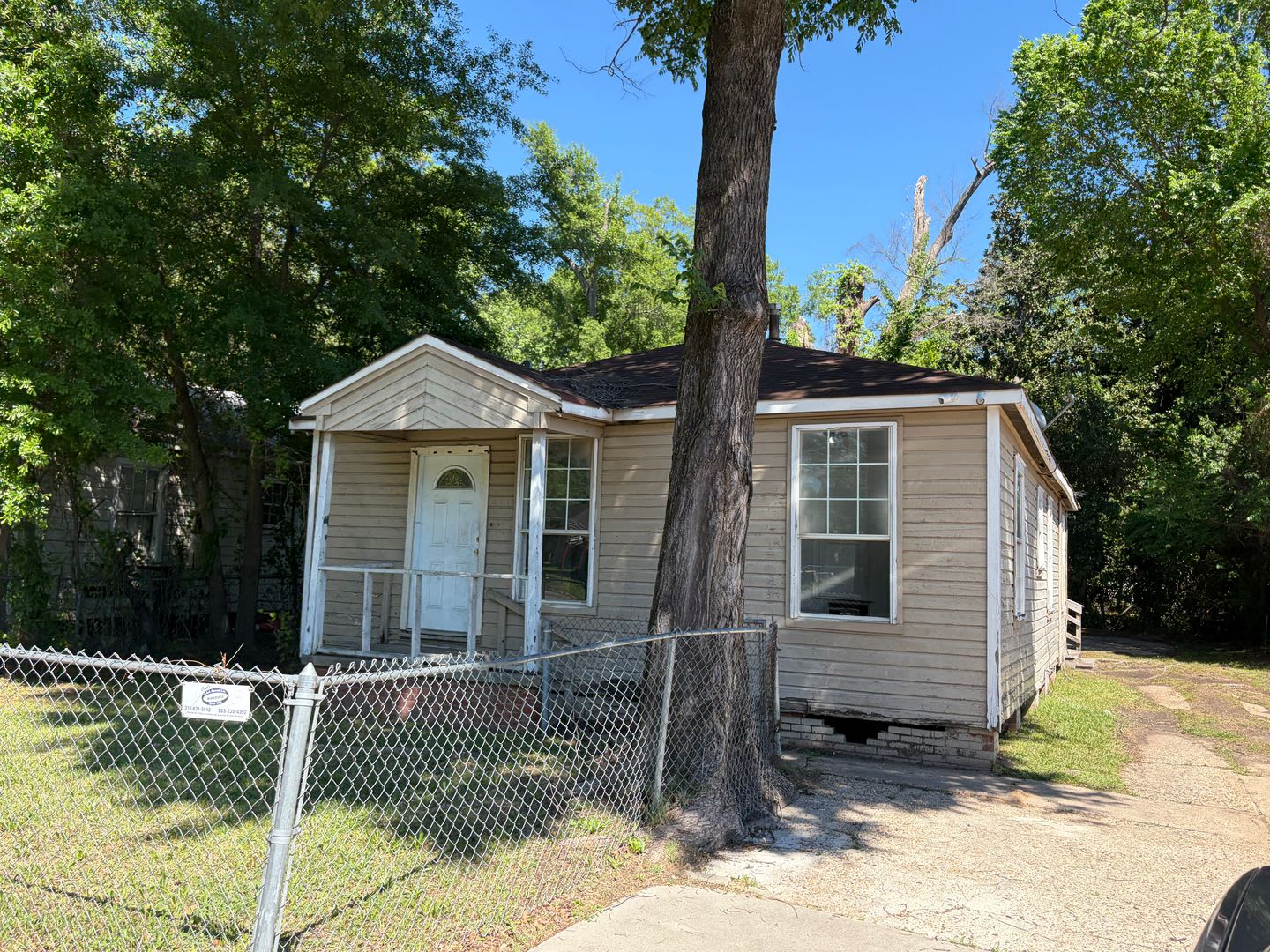 Cute Two Bedroom Home – photo 2