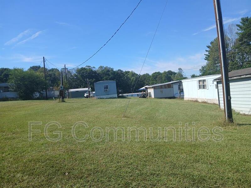 2155 White Pines Dr Lot 4 – photo 1