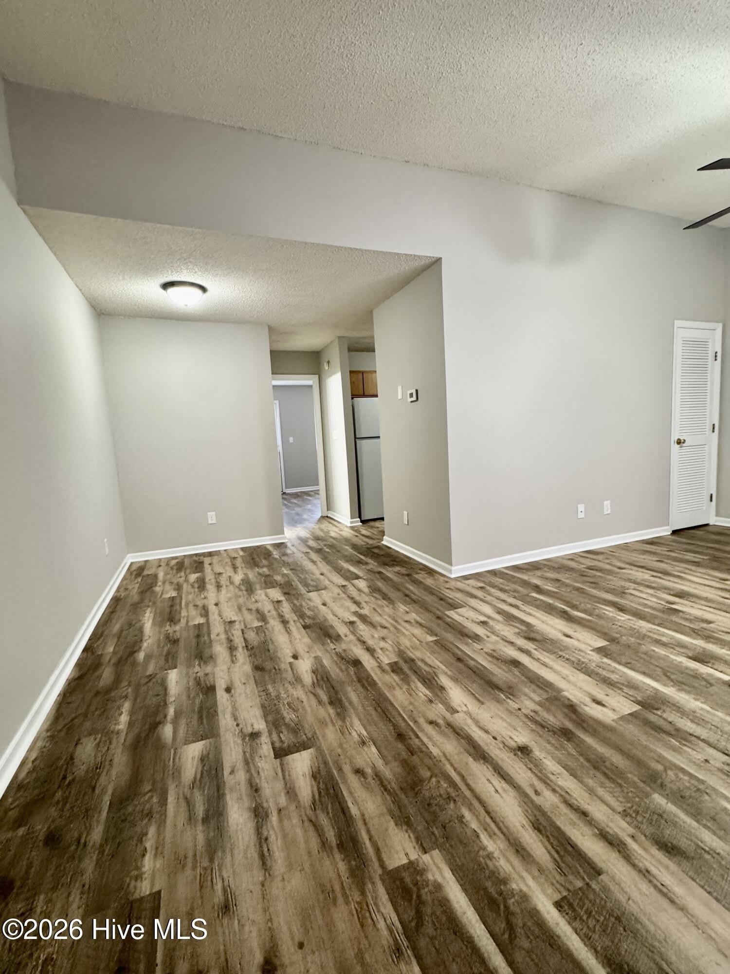 1399 Westpointe Drive – photo 2