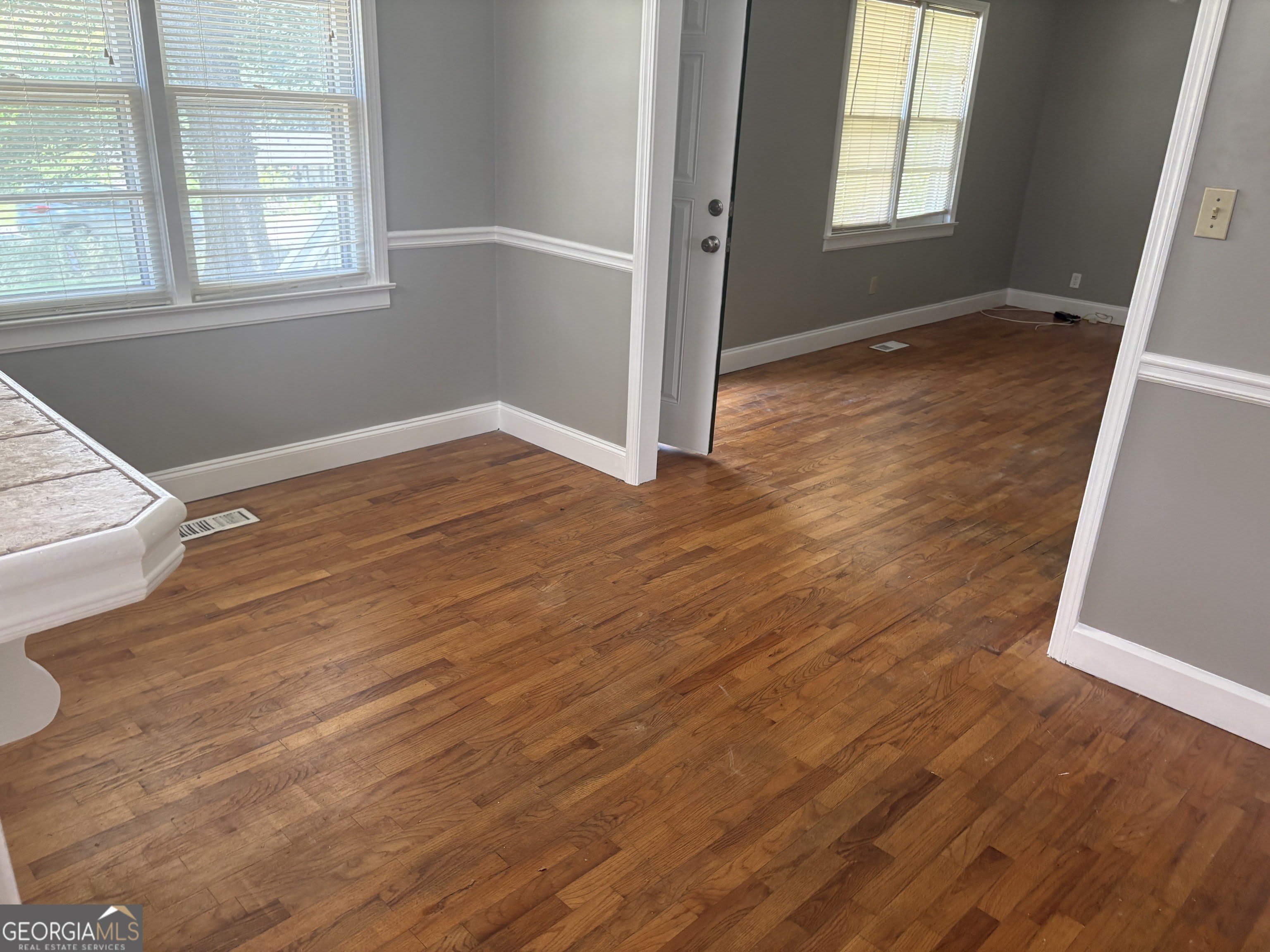 2829 Maple Road Se – photo 5