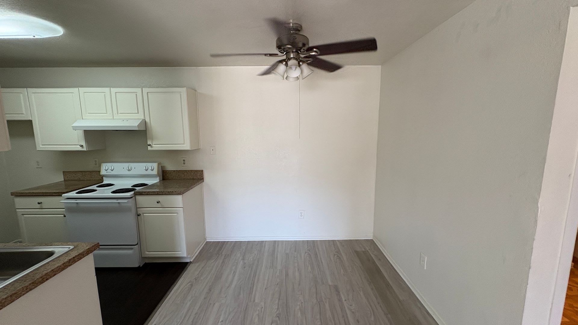 1 Bedroom Apartment at Lydo for Rent – photo 5
