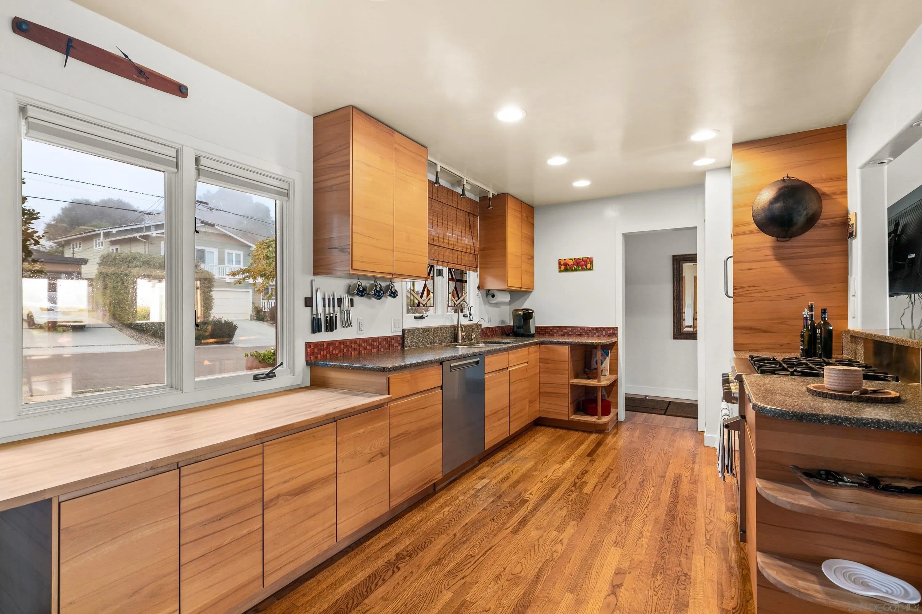 541 Tarento Dr – photo 3