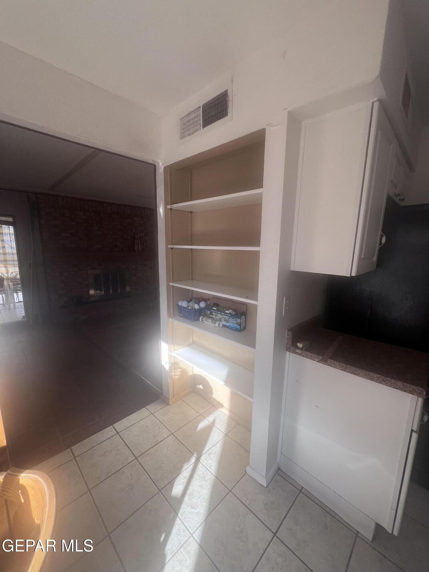 5017 MC CORMICK Lane – photo 4