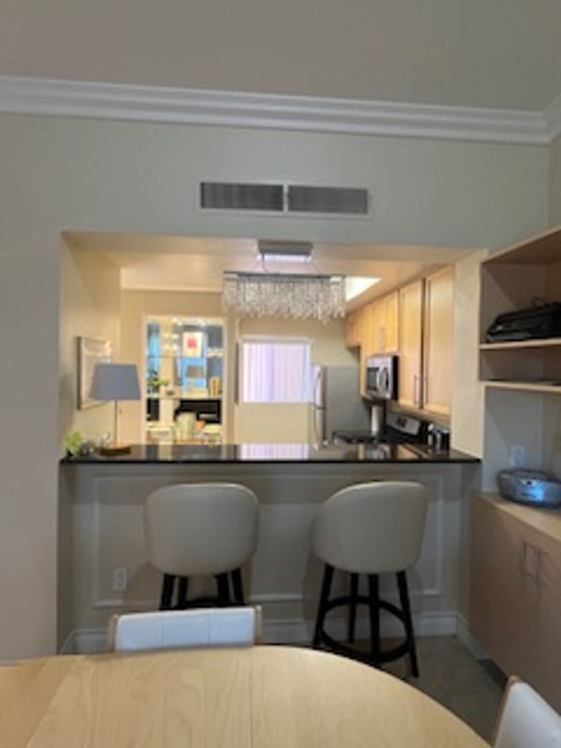 Top Floor 1 Bath – photo 3