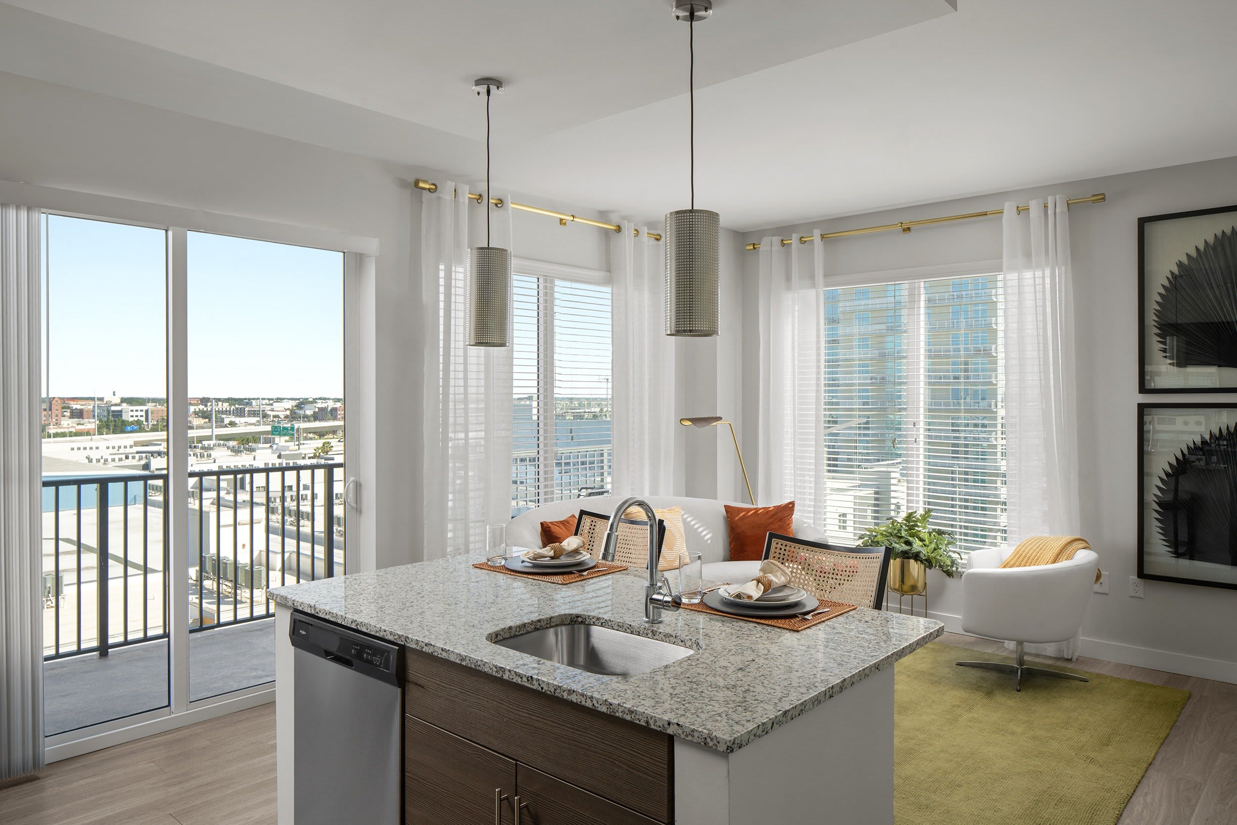 Channel Club Apartments – photo 4