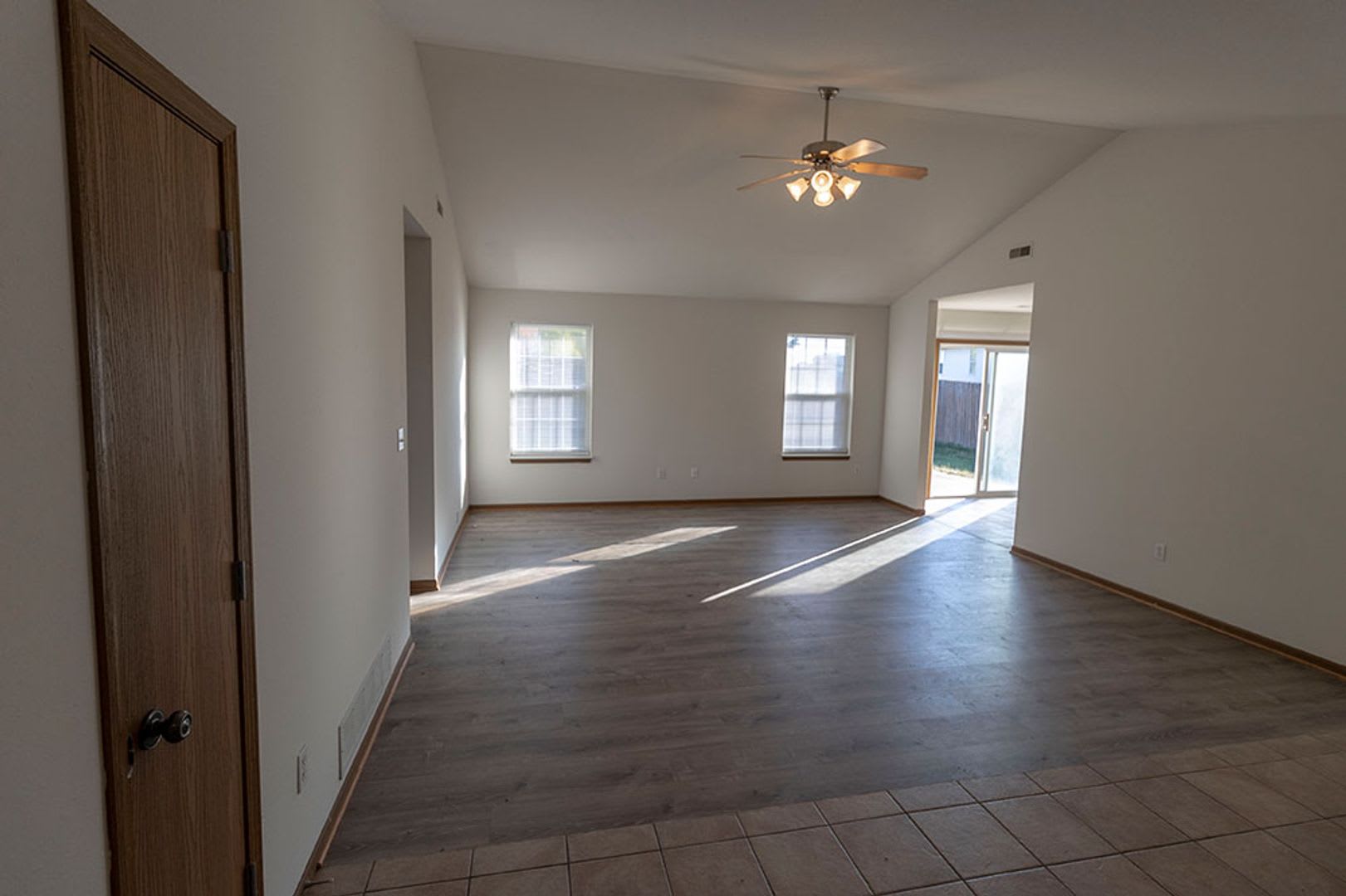 3bed/2ba single family home – photo 4