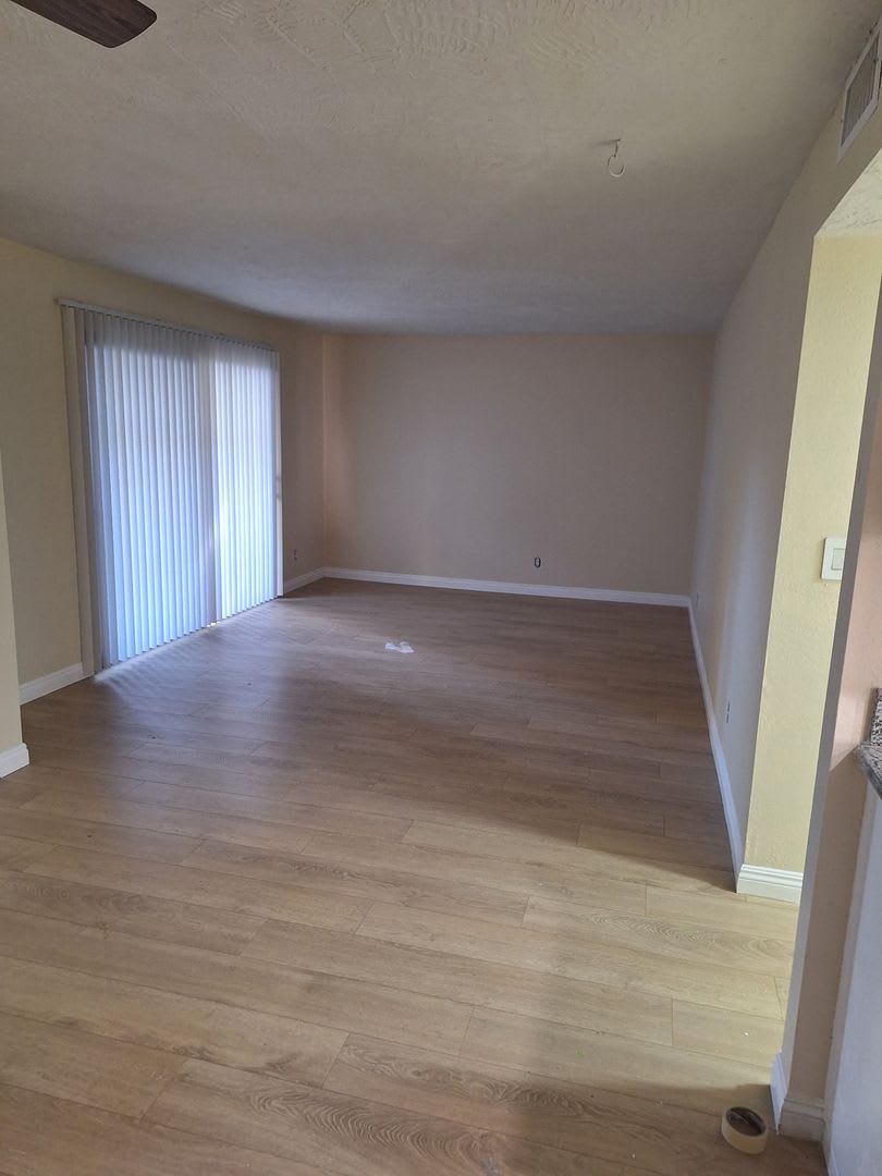Redlands 2 bedroom 2 bath downstairs unit with large patio – photo 1