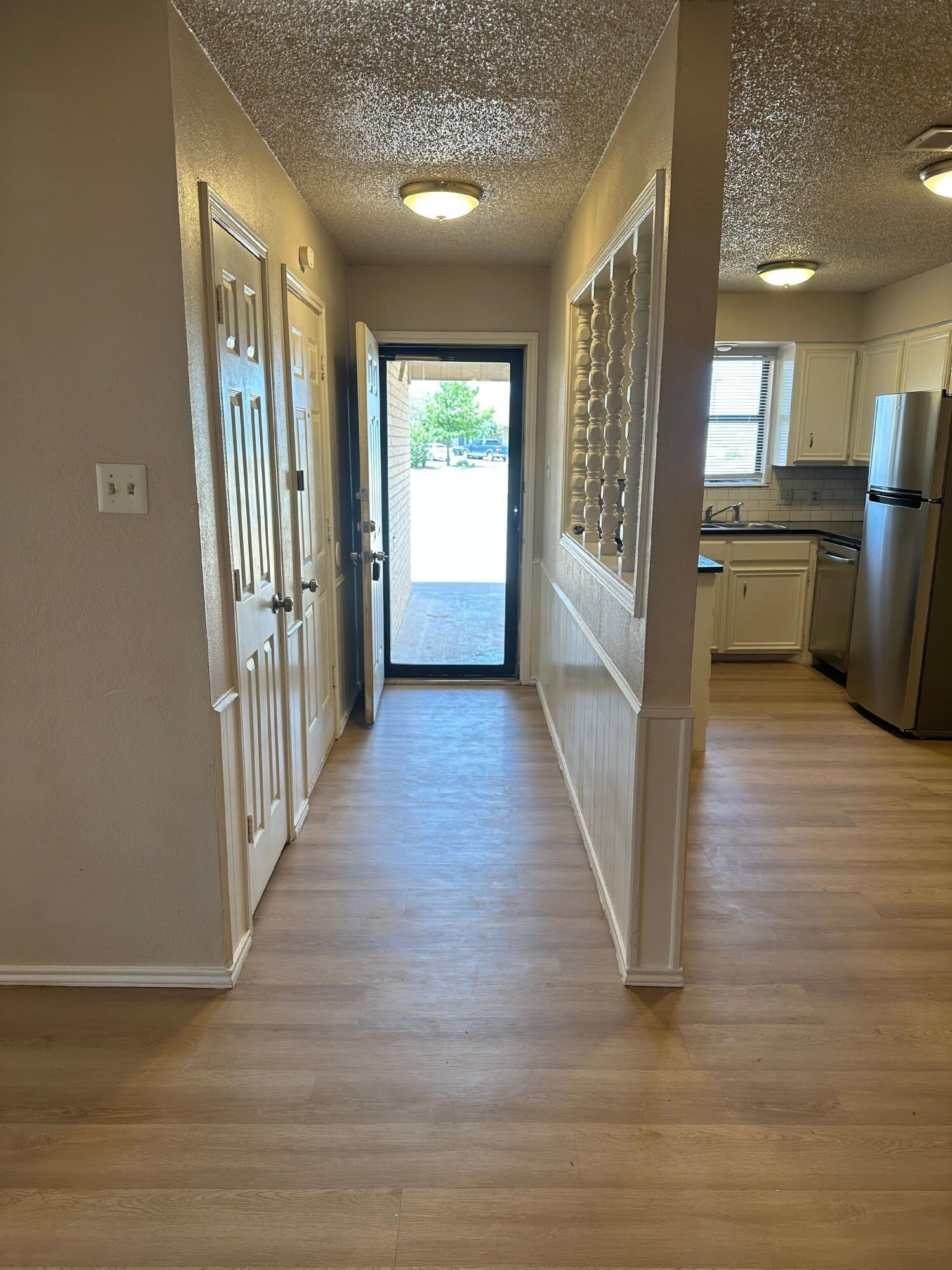 6803 Iola Avenue – photo 4