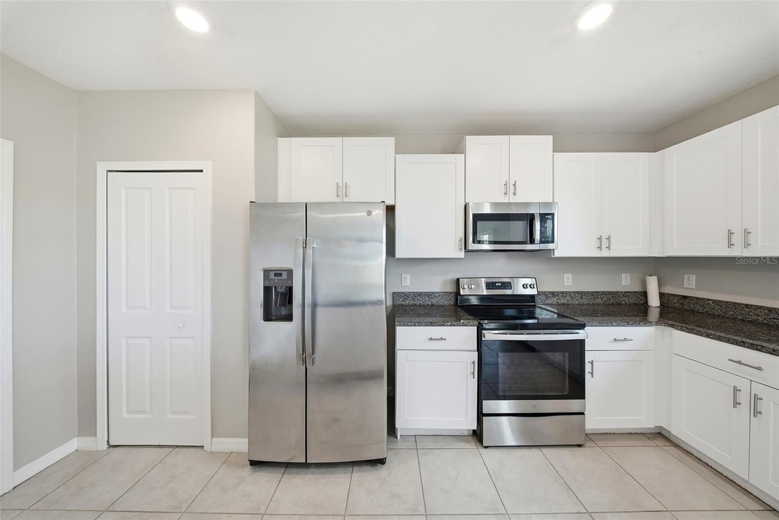 15617 CHARR ISLAND Street – photo 2