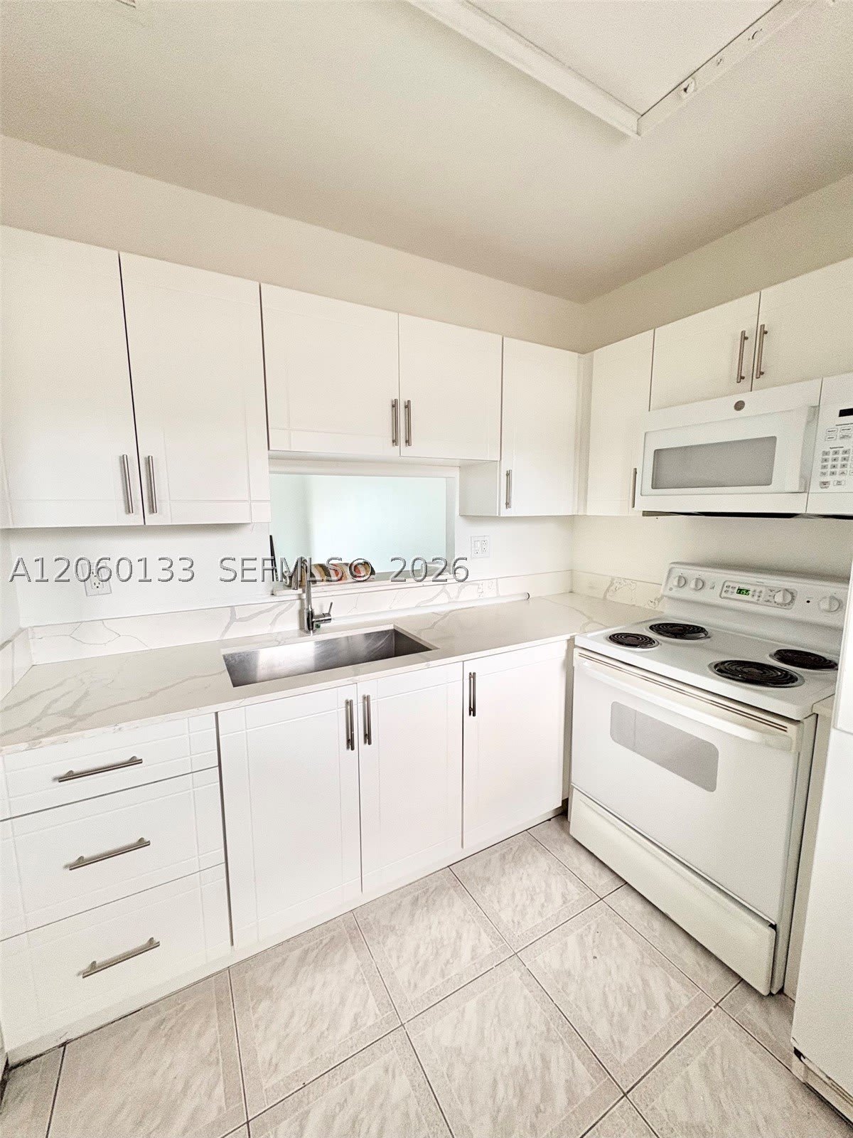 5011 W Oakland Park Blvd – photo 5