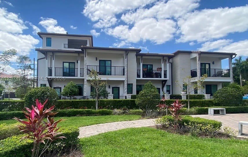 4940 NW 83rd Ave – photo 1