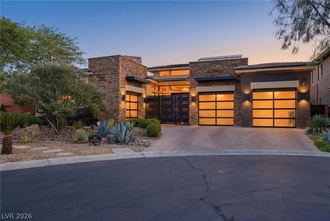 47 Moonfire Drive – photo 1