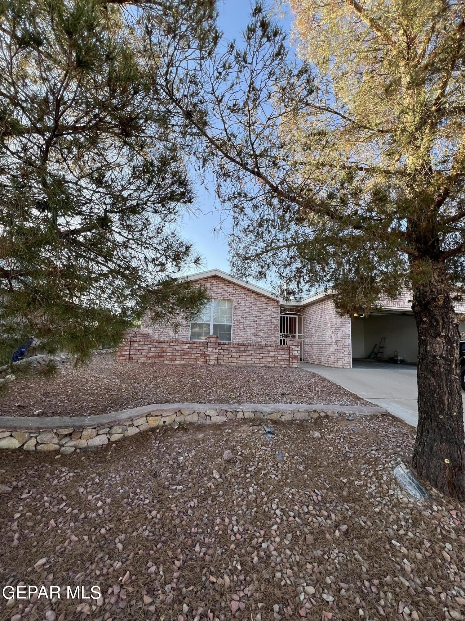 7115 OVAL ROCK Drive – photo 3